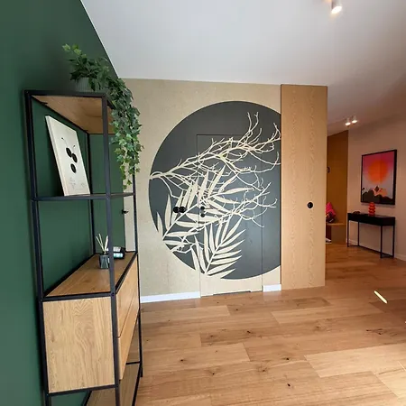 Apartment Orange