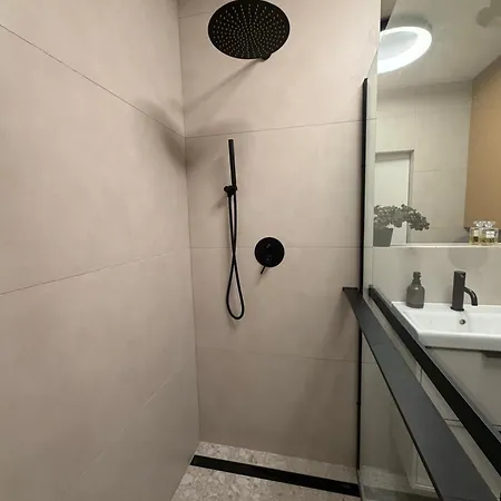 Apartment Orange *